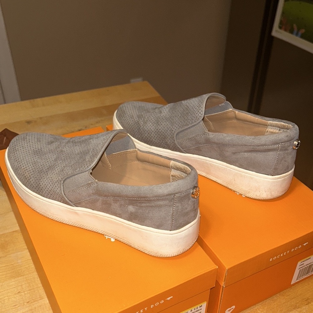 Women’s Steve Madden Slip on shoes size 6.5